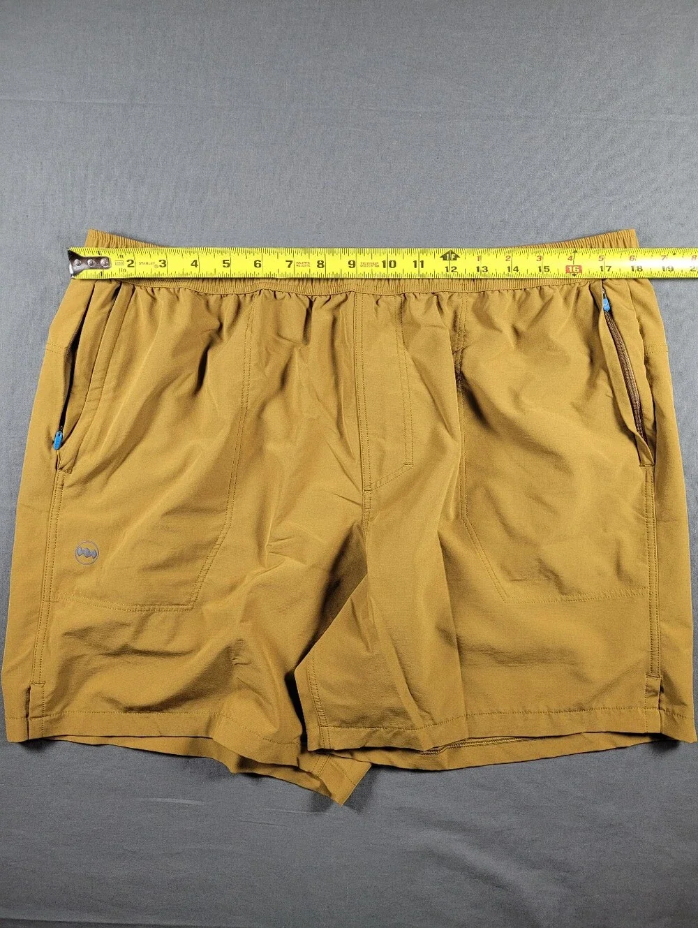 Janji Running Trail Shorts XL Golden Tan Zip Pockets Stretch Activewear